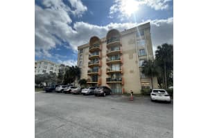 9320 Fontainebleau Blvd 211 Miami, FL 33172 - MLS#A11964817