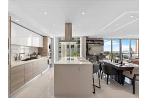 300 Sunny Isles Blvd 4-807 Sunny Isles Beach, FL 33160 - MLS#A11964822