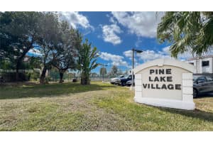 8885 Fontainebleau Blvd 205 Miami, FL 33172 - MLS#A11964846