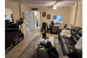 116 Royal Park Dr 2d Oakland Park, FL 33309 - MLS#A11964886