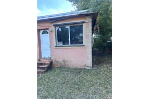 1220 Nw 70th St Miami, FL 33147 - MLS#A11964911