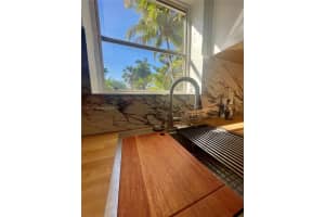 1329 Ne 16th Ave 0 Fort Lauderdale, FL 33304 - MLS#A11964937