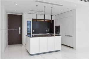 300 Biscayne Blvd Way 704 Miami, FL 33131 - MLS#A11964961