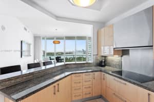 100 South Pointe Dr APT 1001, Miami Beach, FL 33139, - MLS#A11964977