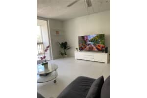 610 Ne 12th Ave 308 Hallandale Beach, FL 33009 - MLS#A11965026