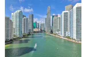 300 S Biscayne Blvd L-822 Miami, FL 33131 - MLS#A11965033