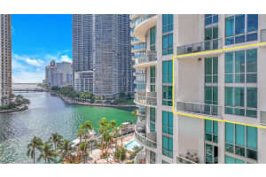 300 S Biscayne Blvd L-822 Miami, FL 33131 - MLS#A11965033