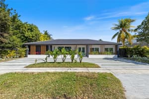 19721 Ne 23rd Ave Miami, FL 33180 - MLS#A11965077