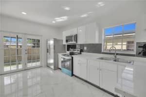 536 Nw 25th Ave A Miami, FL 33125 - MLS#A11965111