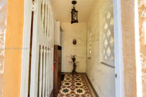 906 Genoa St Coral Gables, FL 33134 - MLS#A11965148