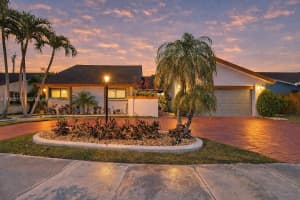 9400 Sw 100th Ave Rd Miami, FL 33176 - MLS#A11965177