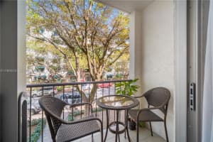 338 Majorca Ave 205 Coral Gables, FL 33134 - MLS#A11965223