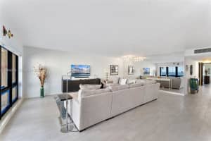 5100 N Ocean Blvd 916 Lauderdale By The Sea, FL 33308 - MLS#A11965254