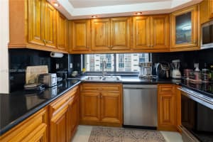 17011 N Bay Rd APT 906, Sunny Isles Beach, FL 33160, - MLS#A11965257