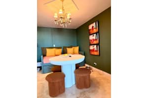 MLS# A11965273, Miami, Florida 33181