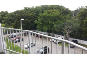 492 NW 165th St APT C509, Miami, FL 33169, - MLS#A11965295