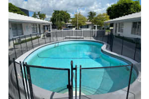 724 Ne 6th St 7 Hallandale Beach, FL 33009 - MLS#A11965304