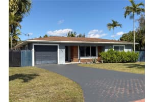 265 Ne 151st St, Miami