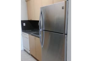 MLS# A11965322, North Miami Beach, Florida 33162