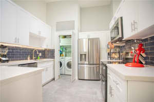 523 Leslie Dr Hallandale Beach, FL 33009 - MLS#A11965326