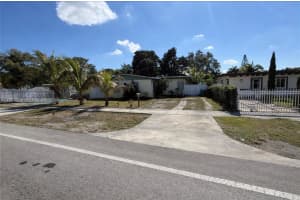 540 Nw 119th St, Miami