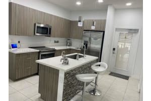 4636 Nw 84th Ave 15 Doral, FL 33166 - MLS#A11965343