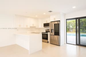 4671 Sw 43rd Ter 2 Dania Beach, FL 33314 - MLS#A11965346