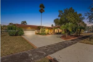 11201 Sw 136th St Miami, FL 33176 - MLS#A11965357