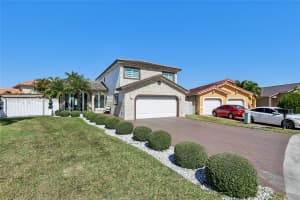 6173 Nw 181st Terr Cir N Hialeah, FL 33015 - MLS#A11965375