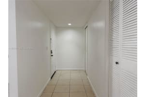 296 Racquet Club Rd 104 Weston, FL 33326 - MLS#A11965406