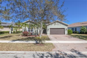 19301 Seneca Ave Weston, FL 33332 - MLS#A11965421