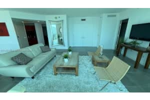 101 S Fort Lauderdale Beach Blvd 707 Fort Lauderdale, FL 33316 - MLS#A11965423