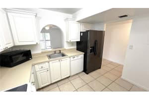 711 N Pine Island Rd 211 Plantation, FL 33324 - MLS#A11965435