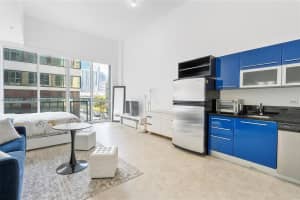 Vizcayne, 253 NE 2nd St APT 223, Miami, FL 33132, - MLS#A11965452