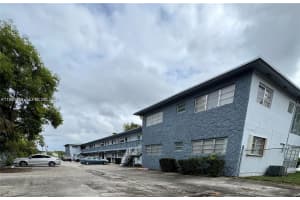 300 Ne 191st St 212 Miami, FL 33179 - MLS#A11965458