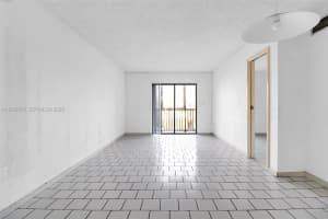 4805 Nw 7th St 302-15 Miami, FL 33126 - MLS#A11965478