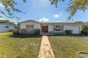 8970 Sw 82nd St, Miami