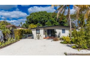 6561 Sw 34th St, Miami