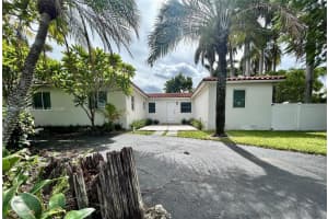222 Se 1st St E Dania Beach, FL 33004 - MLS#A11965509