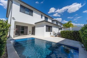 8096 Nw 48th Ter Doral, FL 33166 - MLS#A11965542