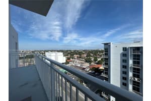 60 37th Ave , Miami, FL 33125 - MLS#A11965543