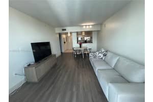 60 37th Ave , Miami, FL 33125 - MLS#A11965543