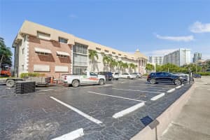 300 Golden Isles Dr, Hallandale Beach, FL 33009, Sold 02/24/26