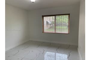 305 E 4th Ave 1 Hialeah, FL 33010 - MLS#A11965571