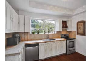 1107 Alhambra Cir Coral Gables, FL 33134 - MLS#A11965598