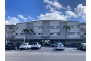 462 Golden Isles Dr APT 206, Hallandale Beach, FL 33009, - MLS#A11965613