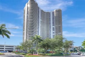 Tower 500, 3530 Mystic Pointe Dr APT 2613, Aventura, FL 33180, - MLS#A11965618