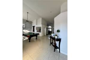 935 Nw 203rd Ave Pembroke Pines, FL 33029 - MLS#A11965620