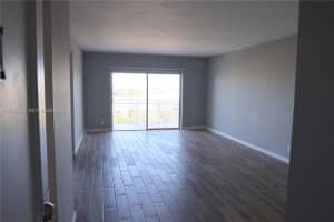 MLS# A11965623, Hollywood, Florida 33021