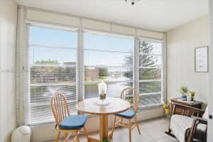 9850 Sunrise Lakes Blvd 305 Sunrise, FL 33322 - MLS#A11965665